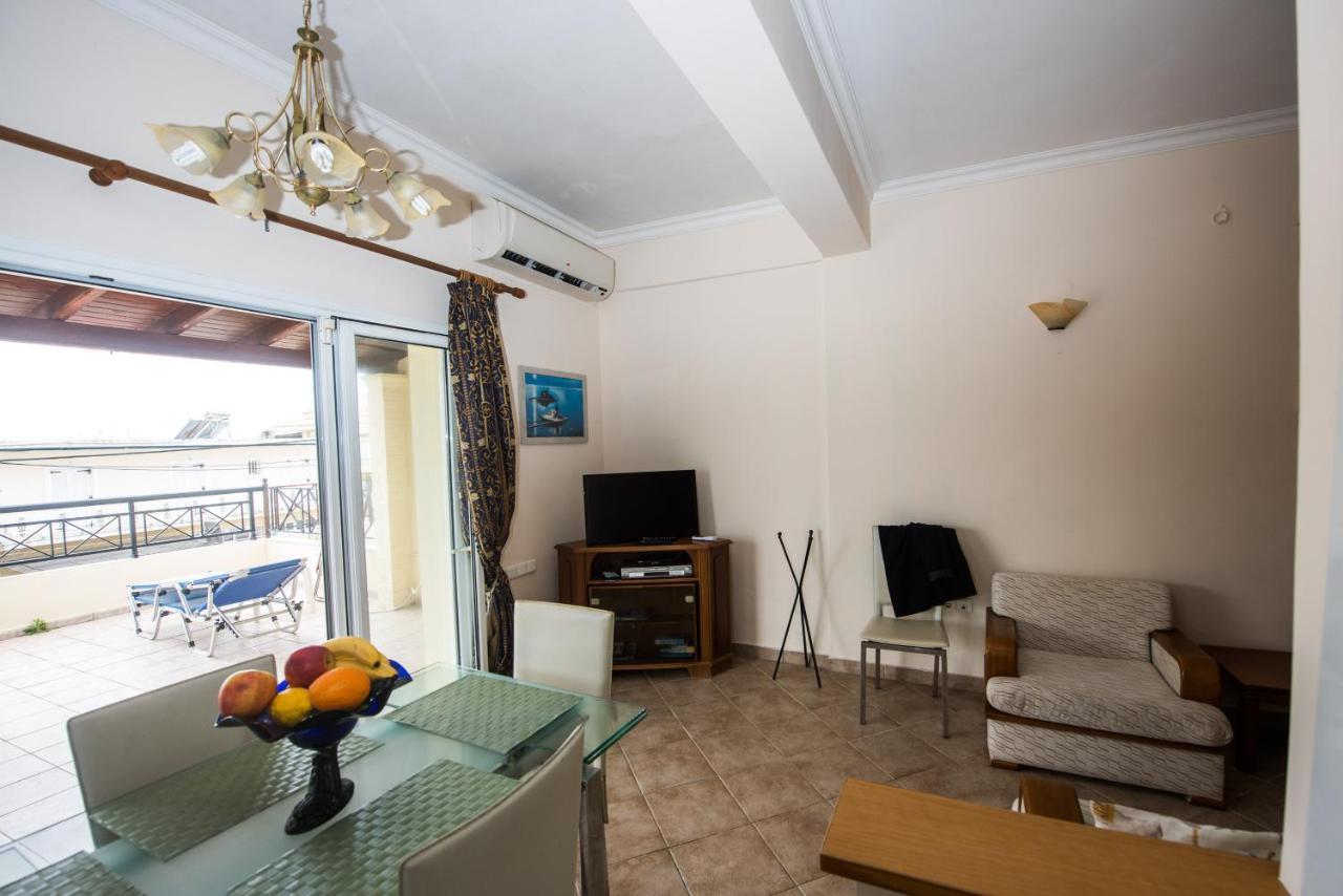 Pantelis Apartments Agios Georgios  Exterior foto