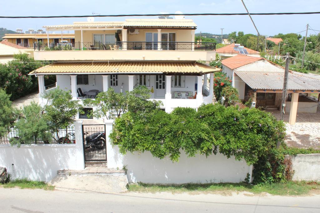 Pantelis Apartments Agios Georgios  Exterior foto